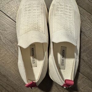 Steve Madden Women's Cream Knit Sneakers